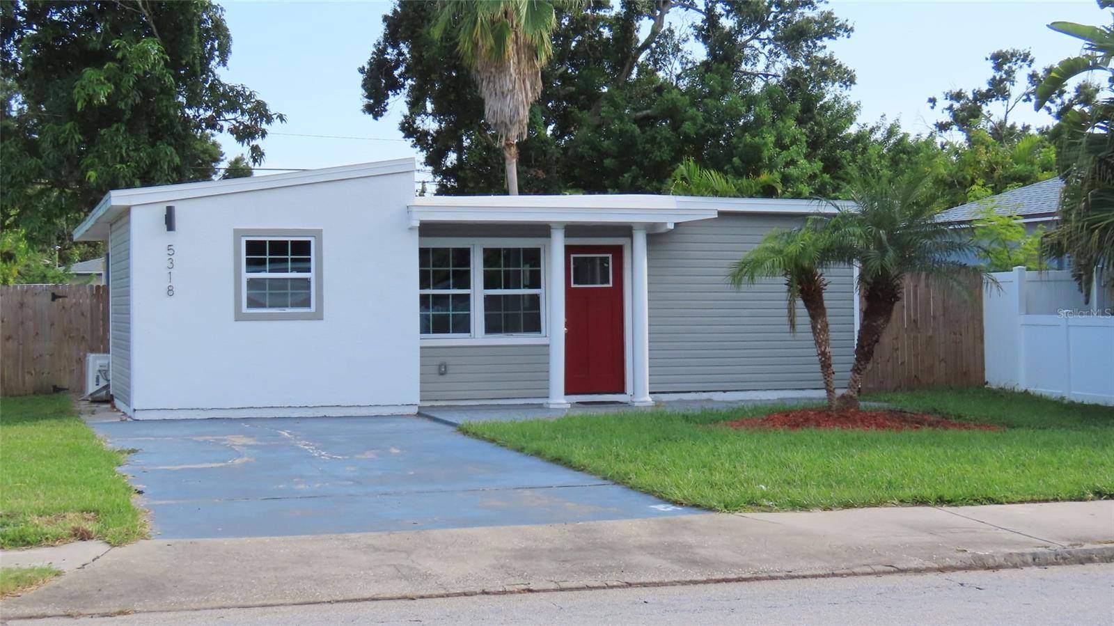 5318 9TH AVE N, St Petersburg, FL 33710