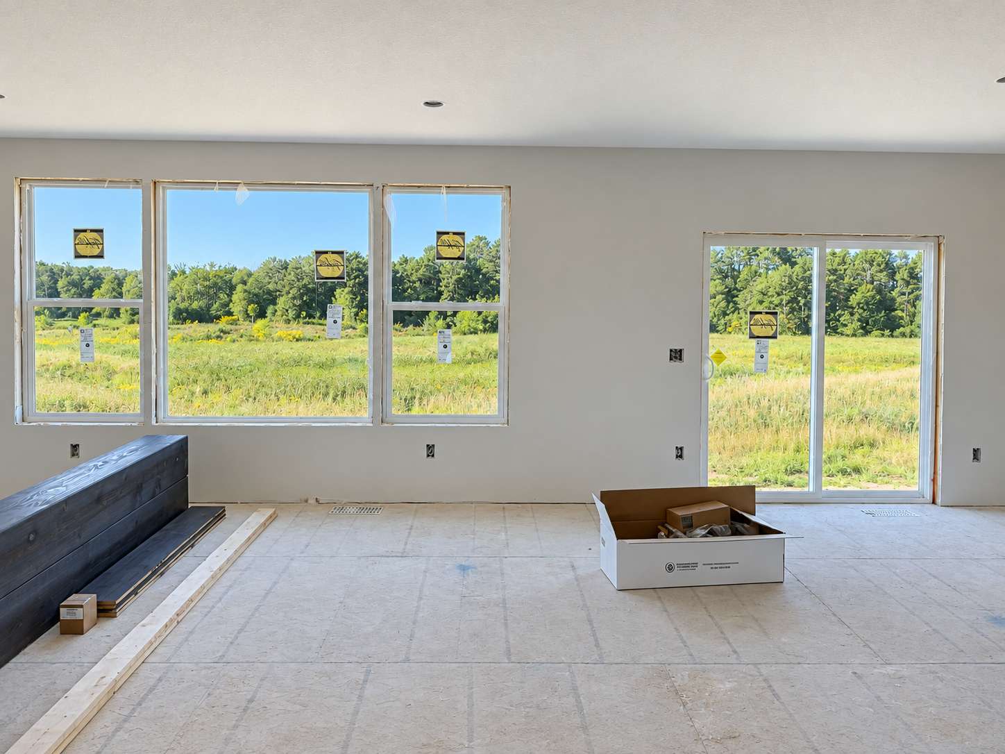1569 Applegate RD, New Richmond, WI 54017