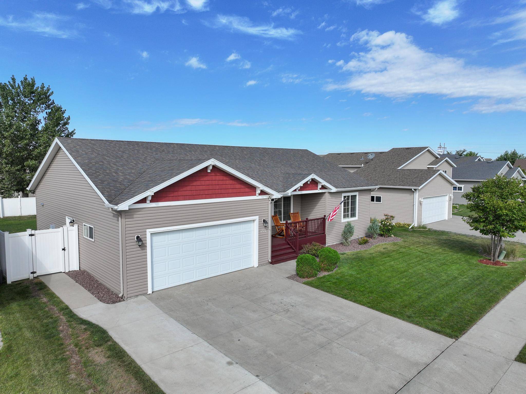 4723 51st ST S, Fargo, ND 58104