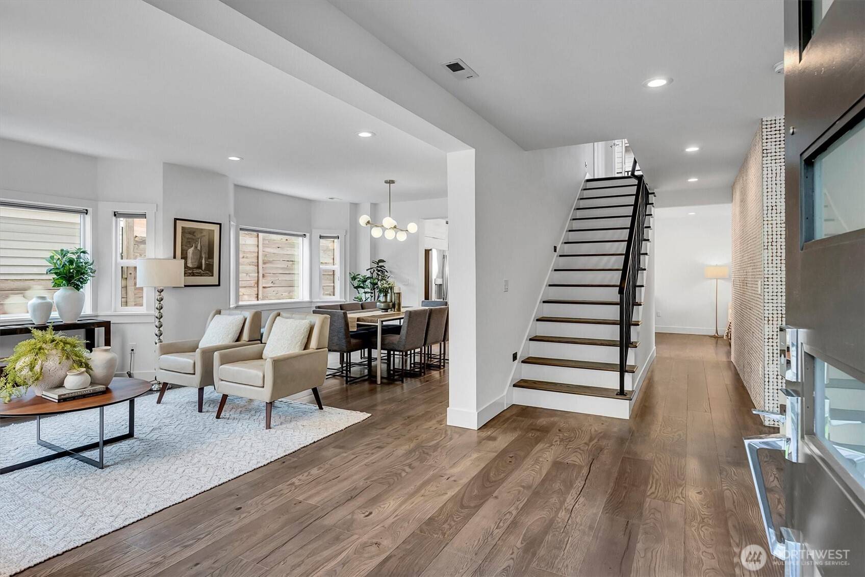 1725 Martin Luther King Jr WAY, Seattle, WA 98122