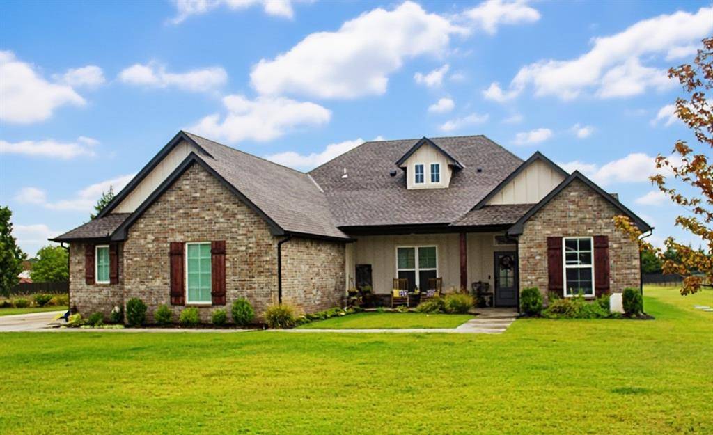 9741 Regado CT, Guthrie, OK 73044