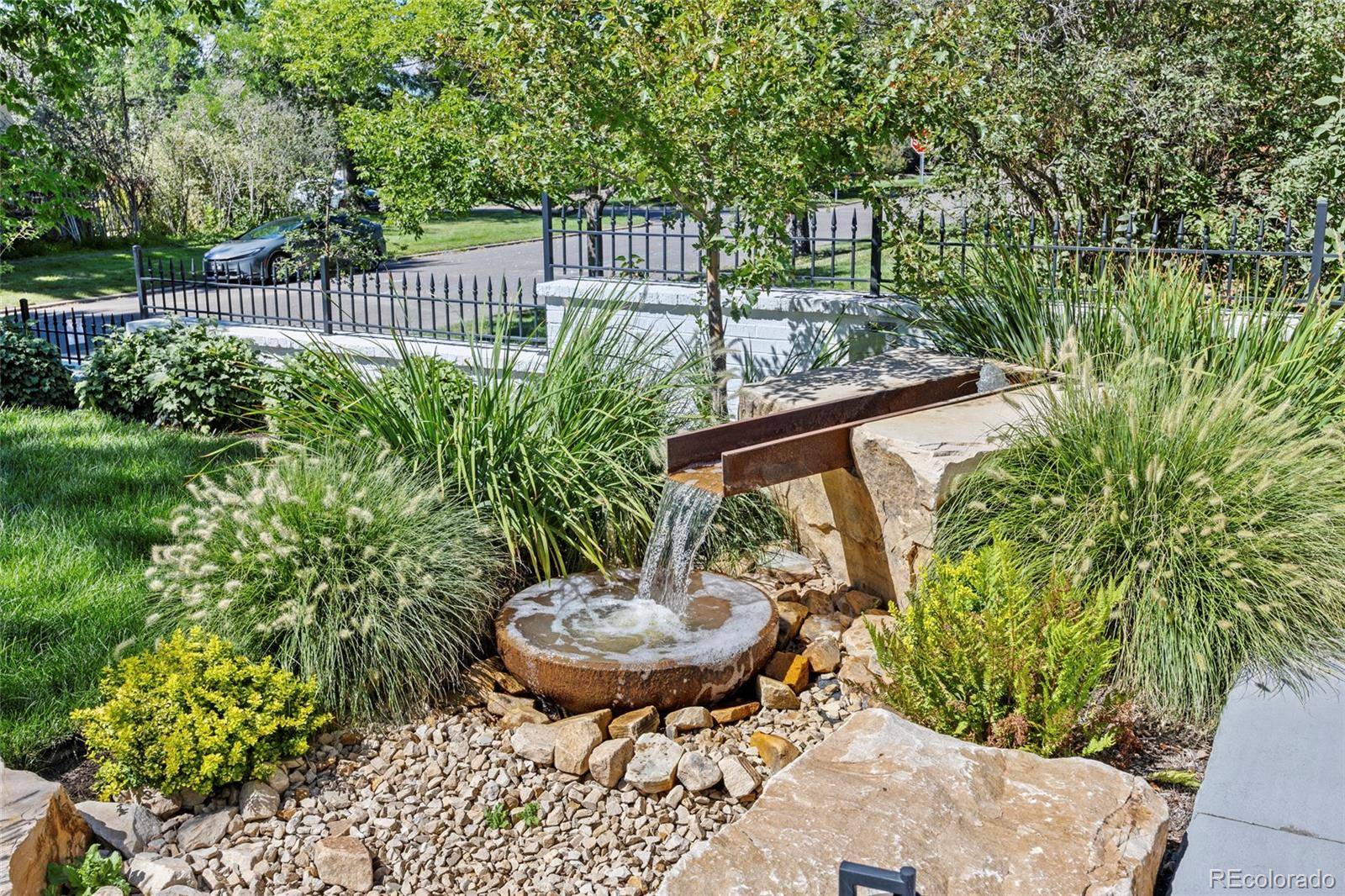 250 Ash ST, Denver, CO 80220
