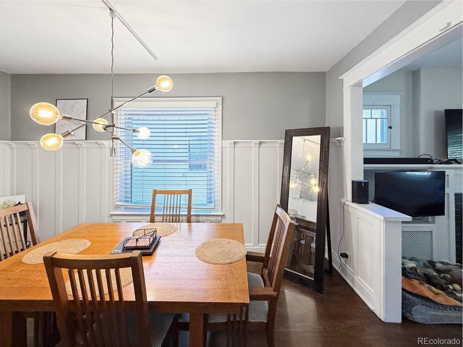 970 S Pearl ST, Denver, CO 80209