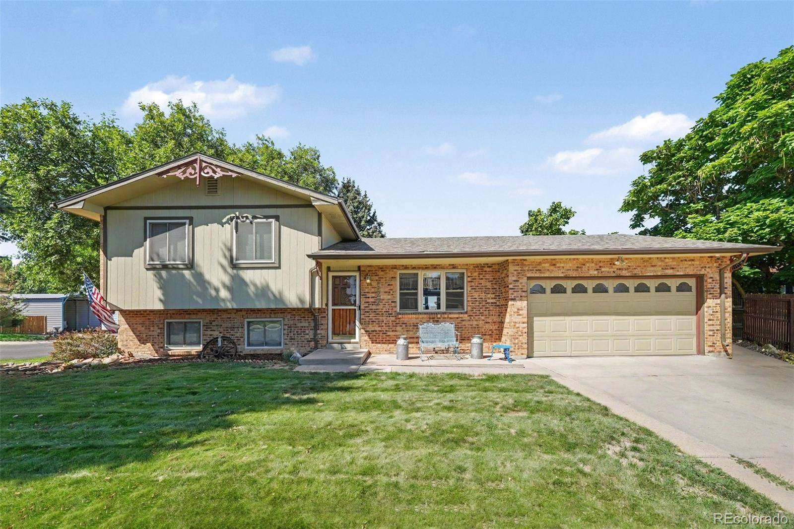327 Maple DR, Frederick, CO 80530