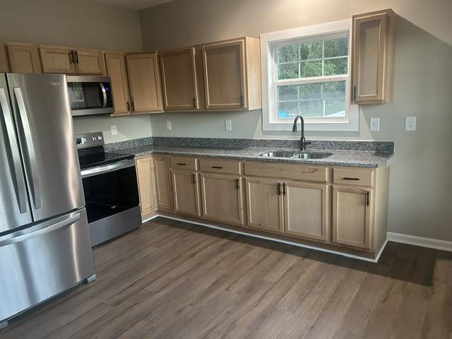 402 N 3rd St, Pulaski, TN 38478