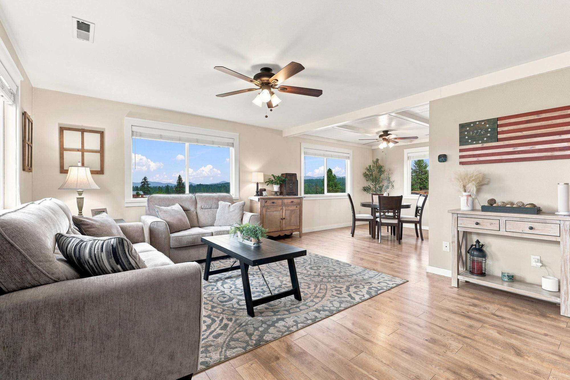 32326 N Elk-Chattaroy Rd, Chattaroy, WA 99003