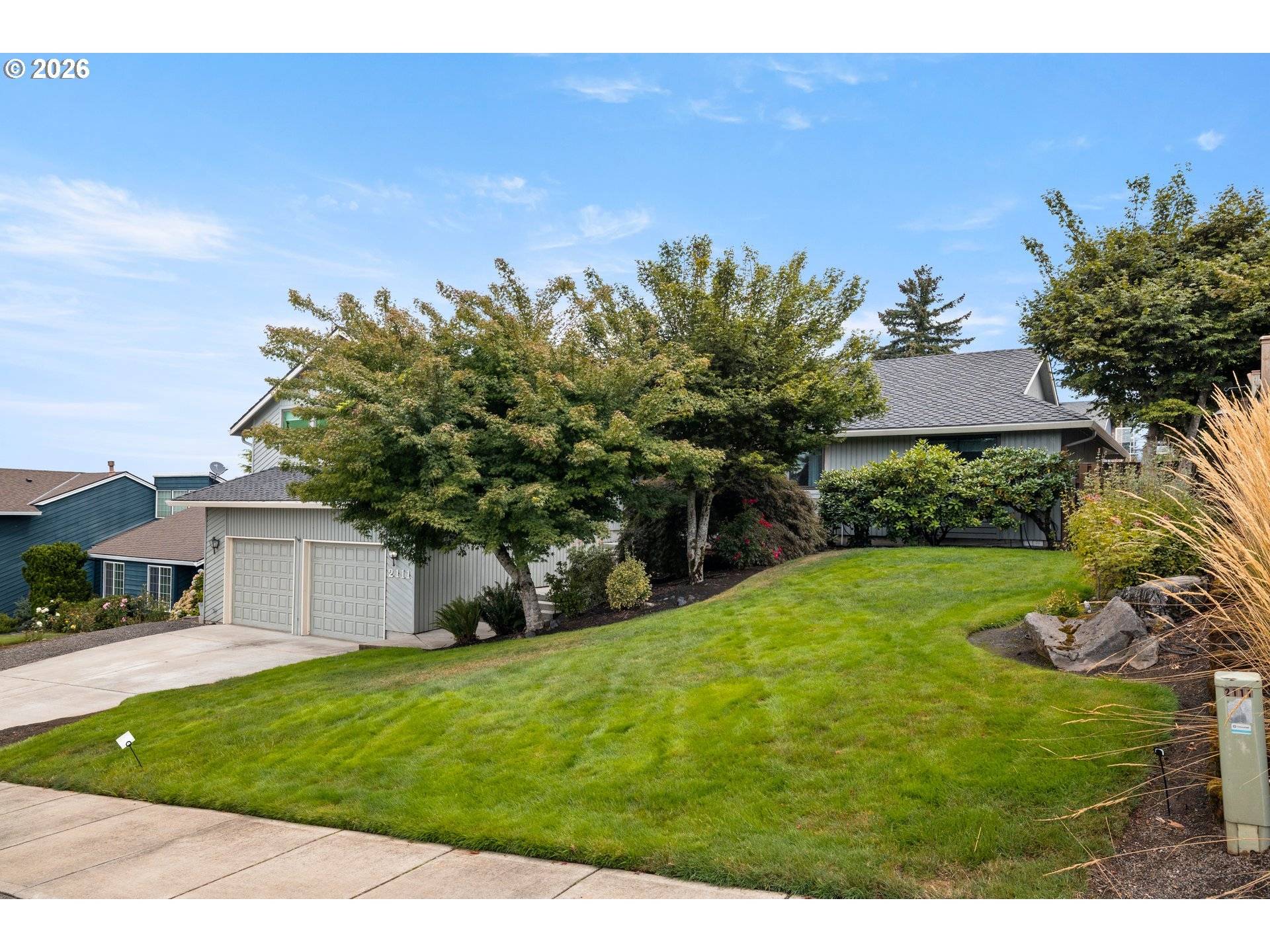 2111 CLUB HOUSE DR, West Linn, OR 97068