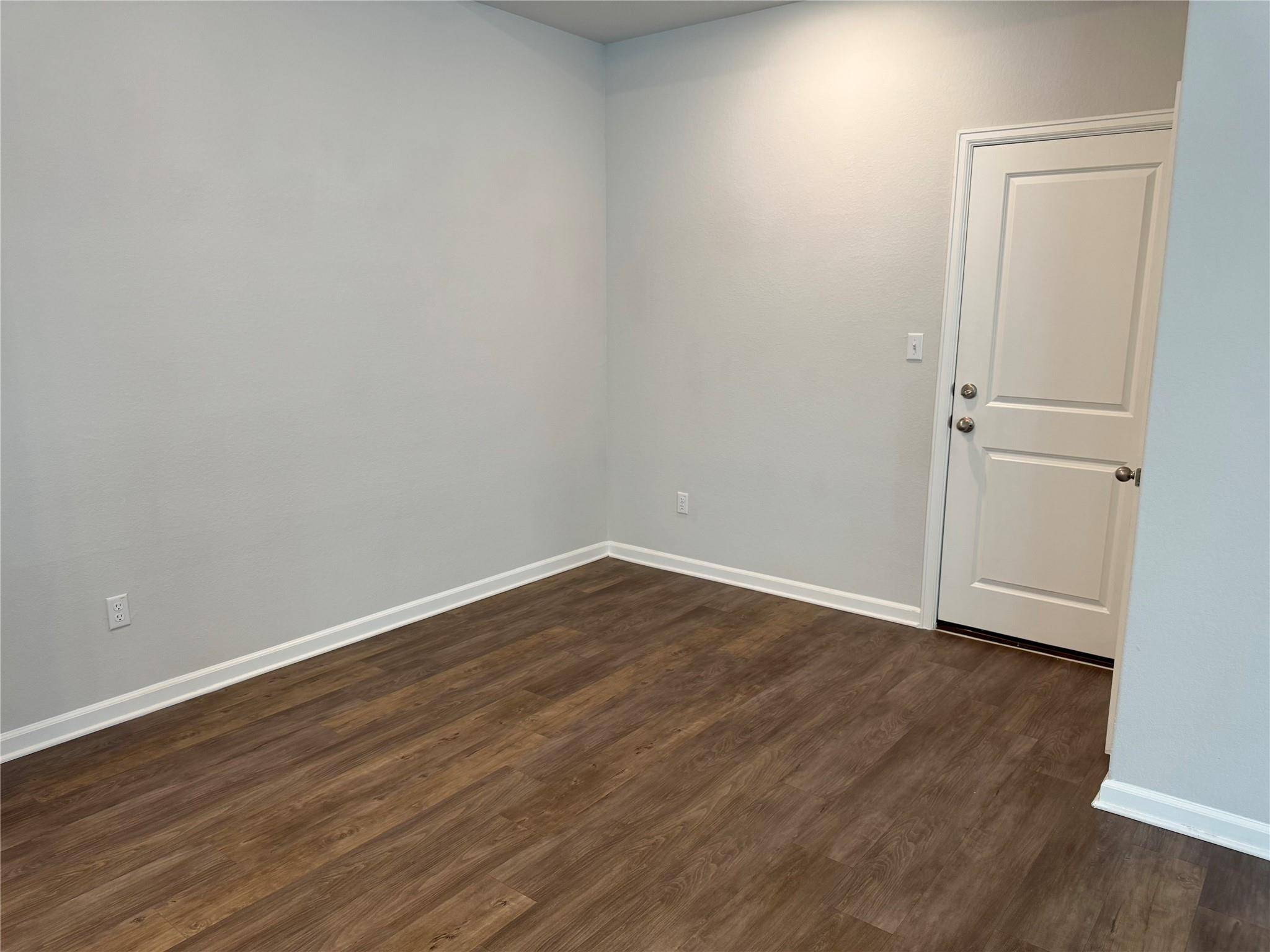 3000 Chisholm Trail RD #104, Round Rock, TX 78681