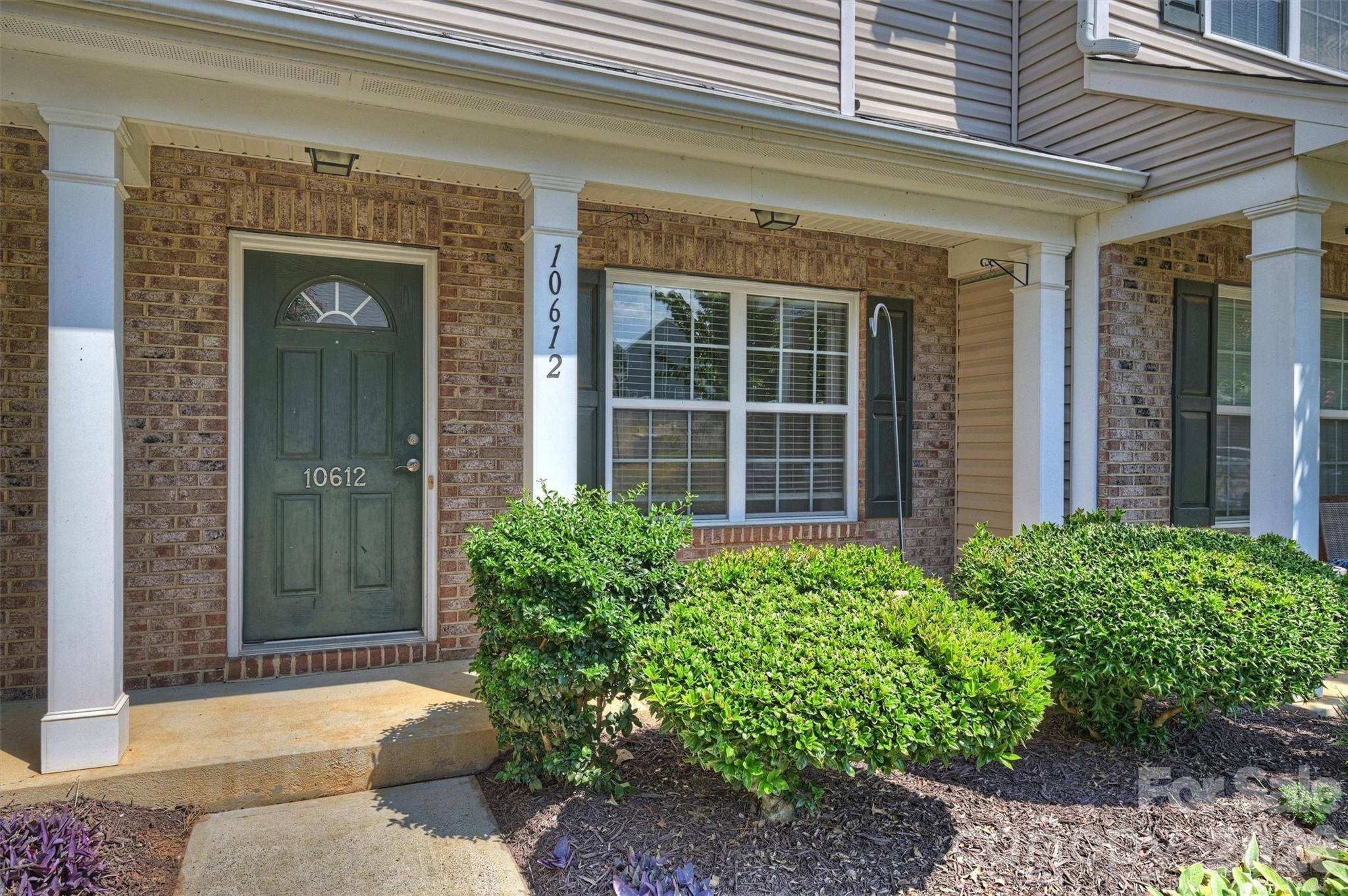 10612 Stoneacre CT, Pineville, NC 28134