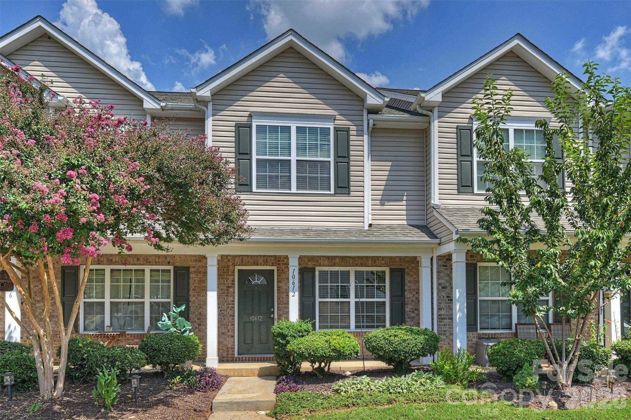 10612 Stoneacre CT, Pineville, NC 28134