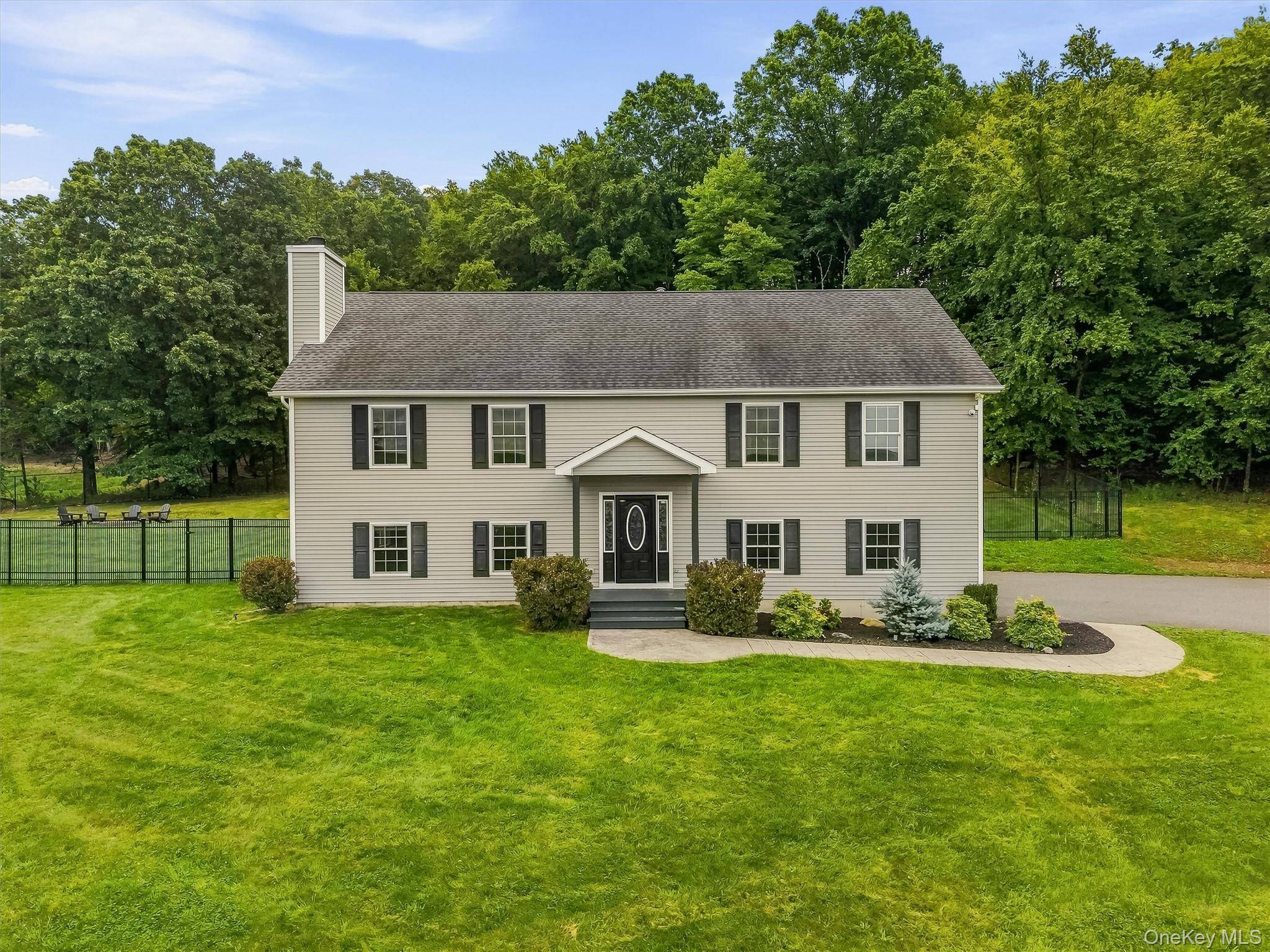 96 Bender RD, Westtown, NY 10998