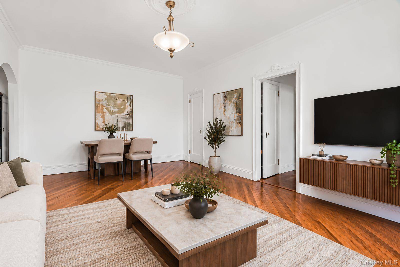 78-14 Austin ST #3-F, Forest Hills, NY 11375