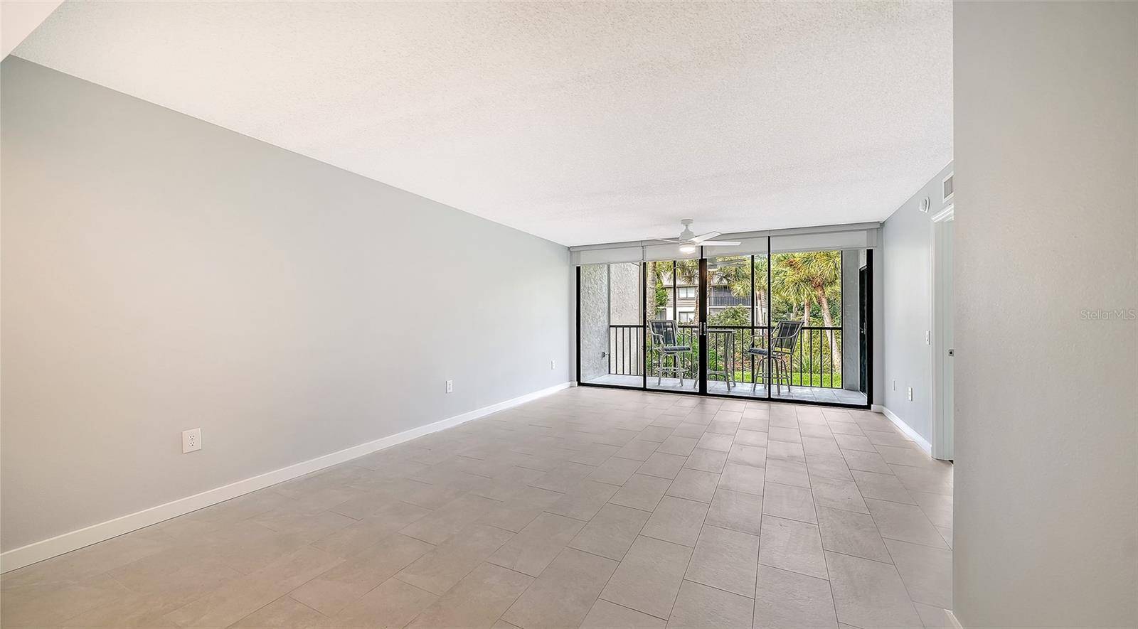 3262 CROSS CREEK DR #3262, Sarasota, FL 34231