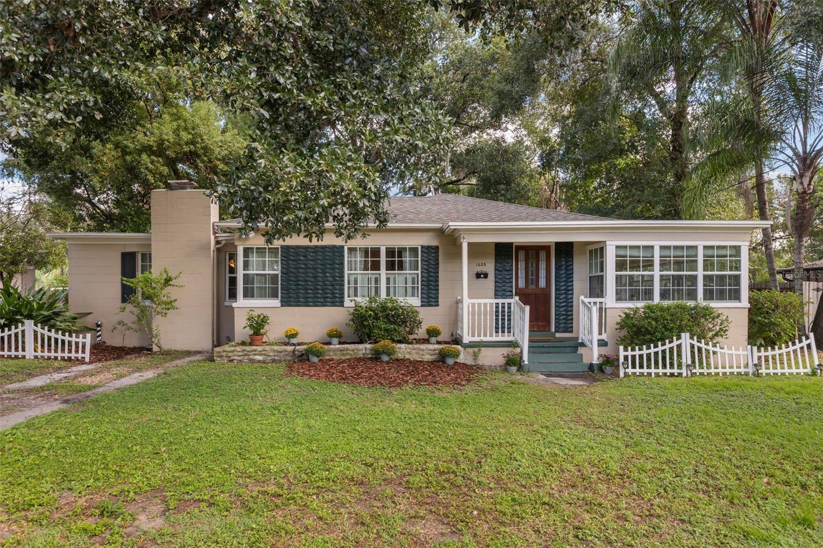 1625 HULL CIR, Orlando, FL 32806