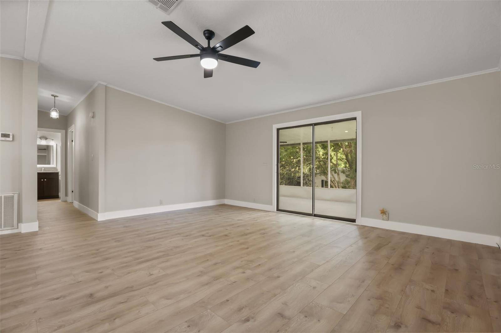 3928 N CITRUS CIR #691, Zellwood, FL 32798