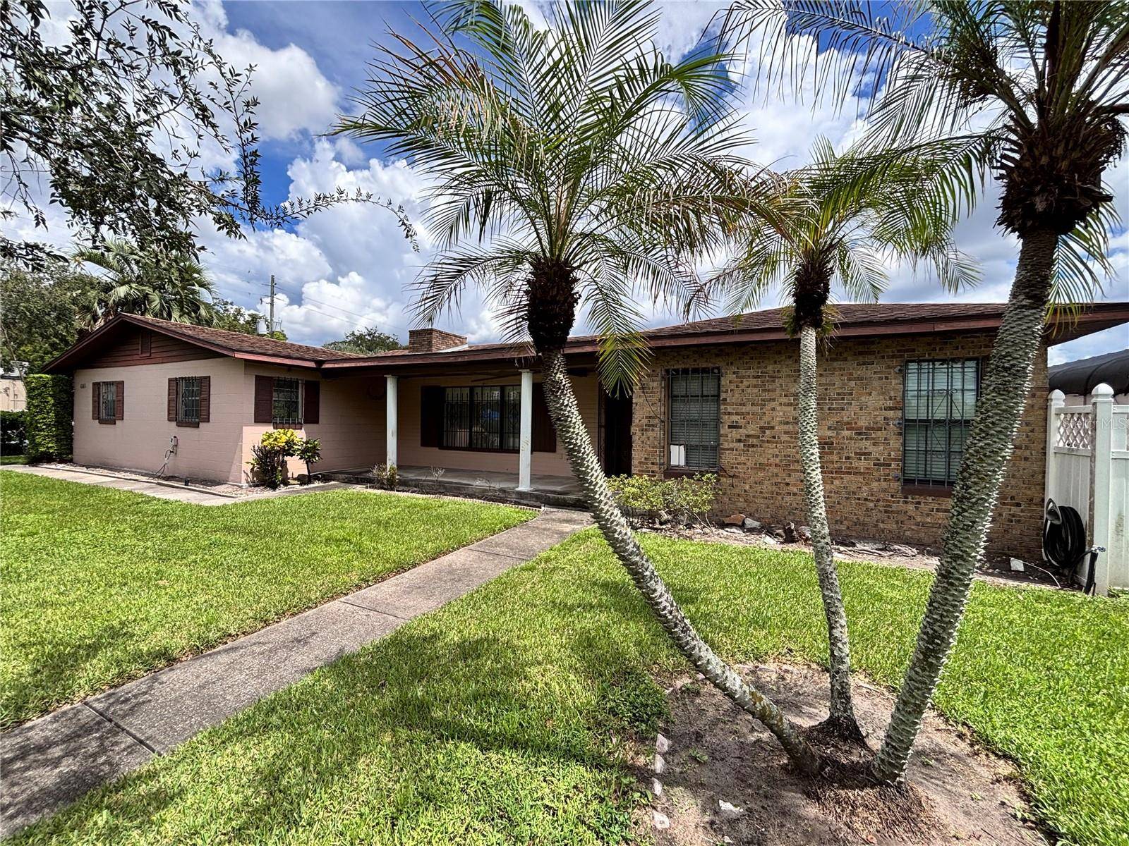4143 EDGEWATER DR, Orlando, FL 32804