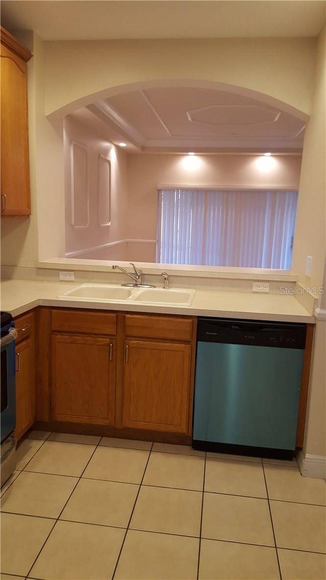 9354 FLOWERING COTTONWOOD RD, Orlando, FL 32832
