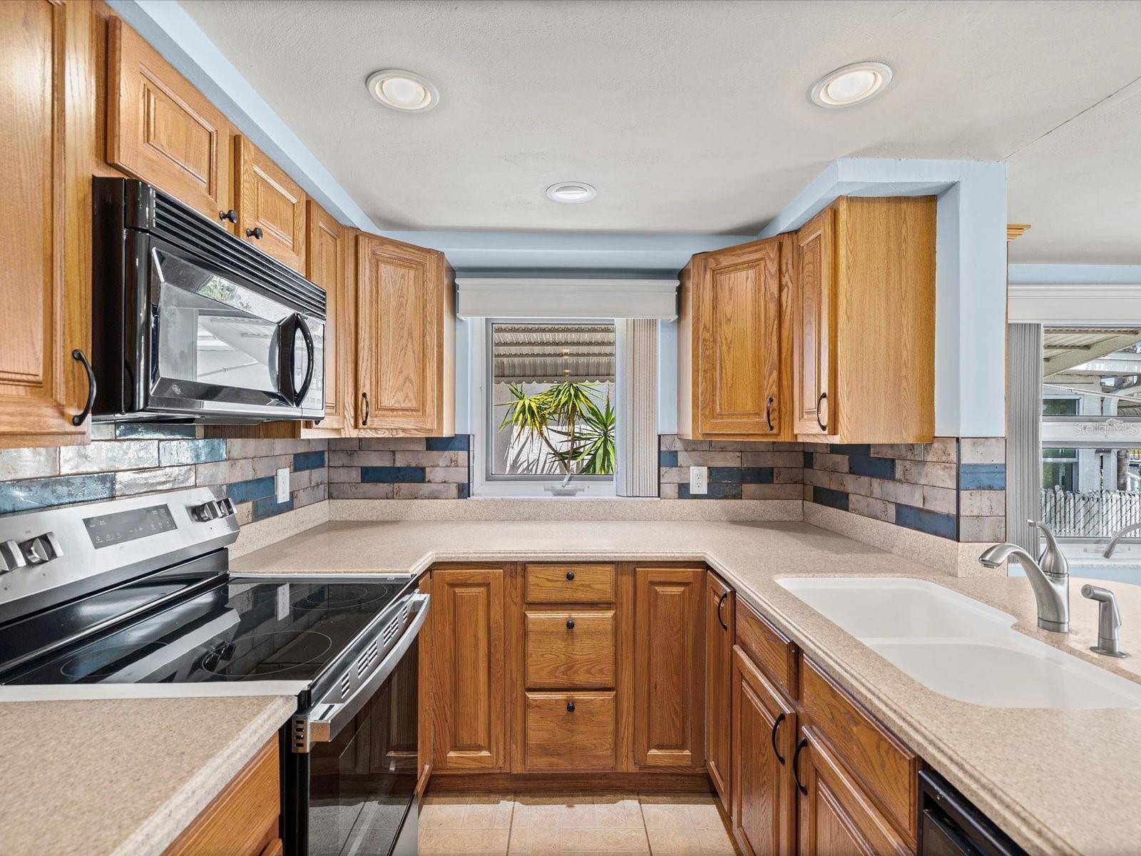 12612 4TH ISLE, Hudson, FL 34667