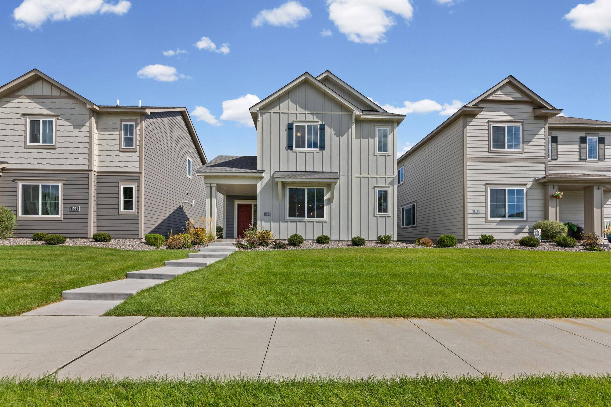 1563 100th AVE NW, Coon Rapids, MN 55433
