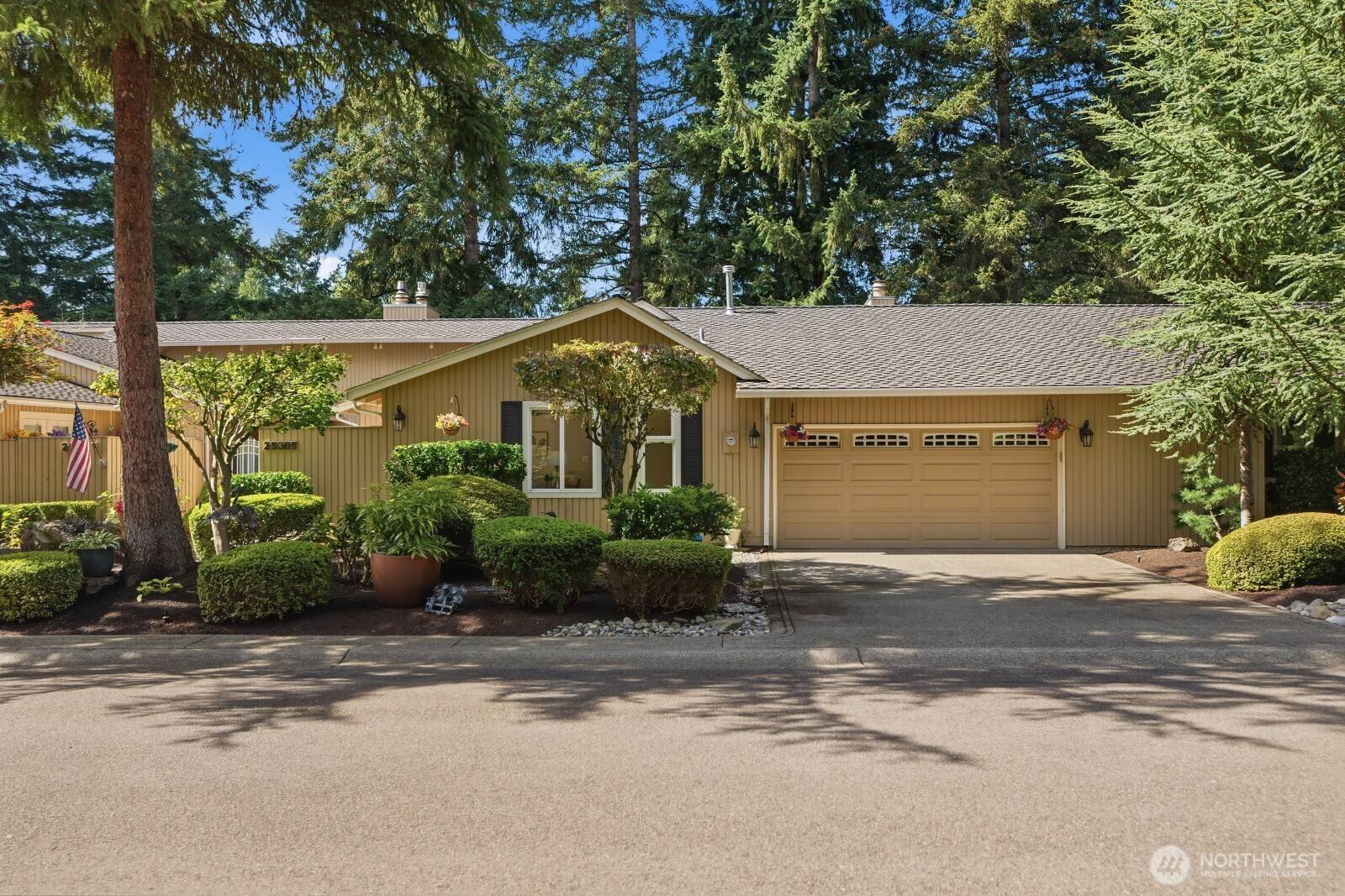 25305 144th AVE SE #D, Kent, WA 98042