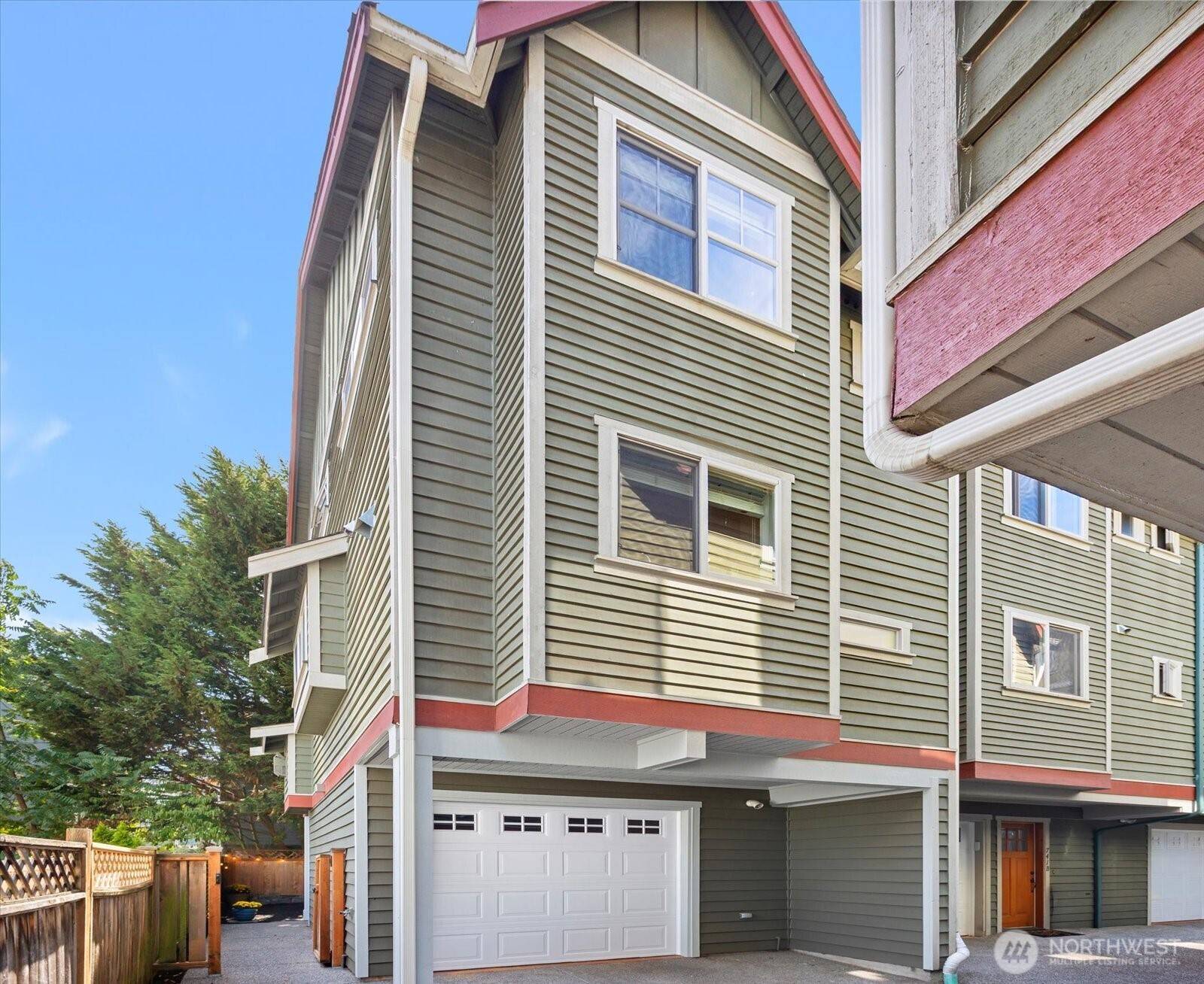 741 N 94th ST #C, Seattle, WA 98103