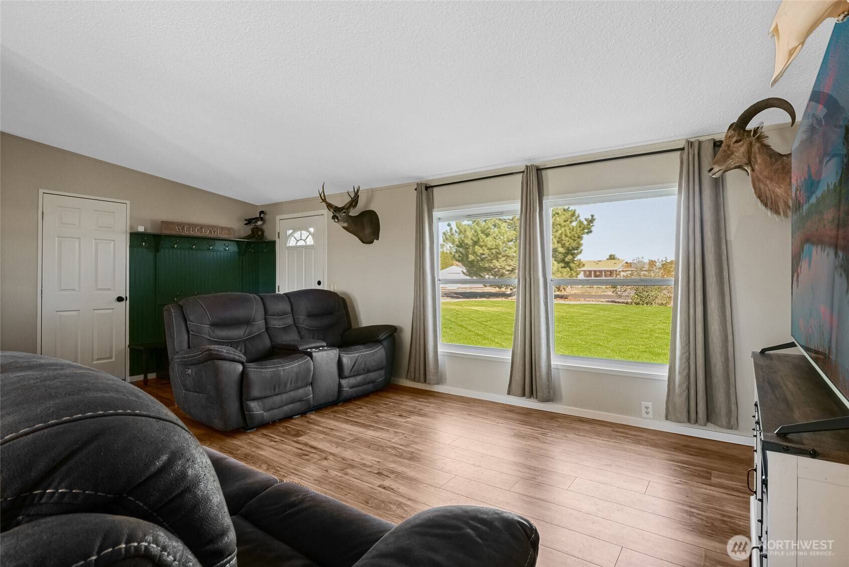 3354 NE Firouzi DR, Moses Lake, WA 98837