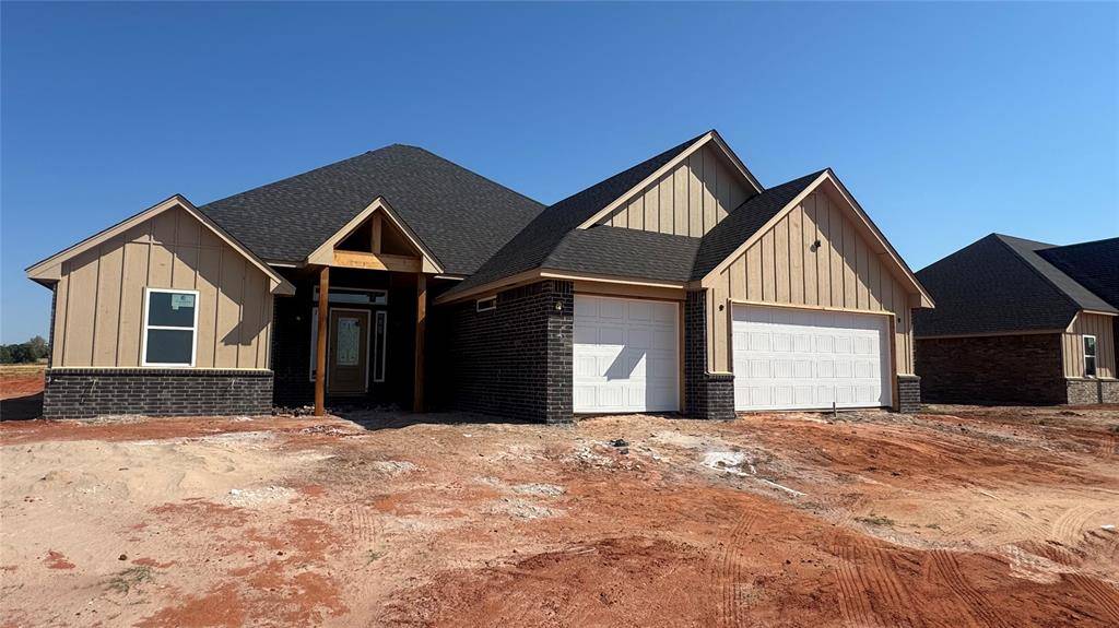 2416 Bear Creek CIR, Blanchard, OK 73010