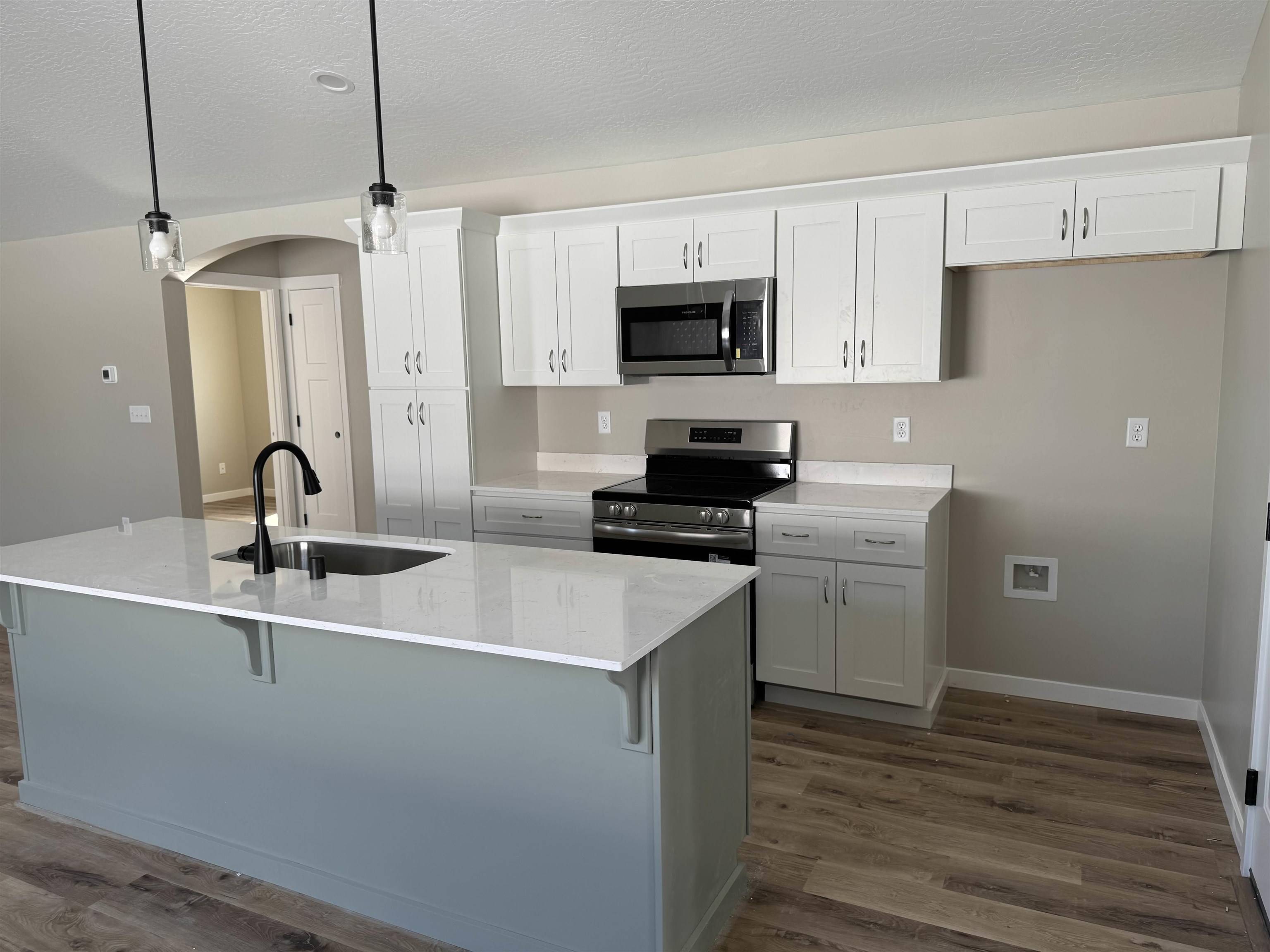 1009 S Century Rd, Spokane Valley, WA 99037