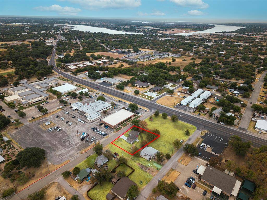 201 Deputy Larry Miller Drive, Granbury, TX 76048