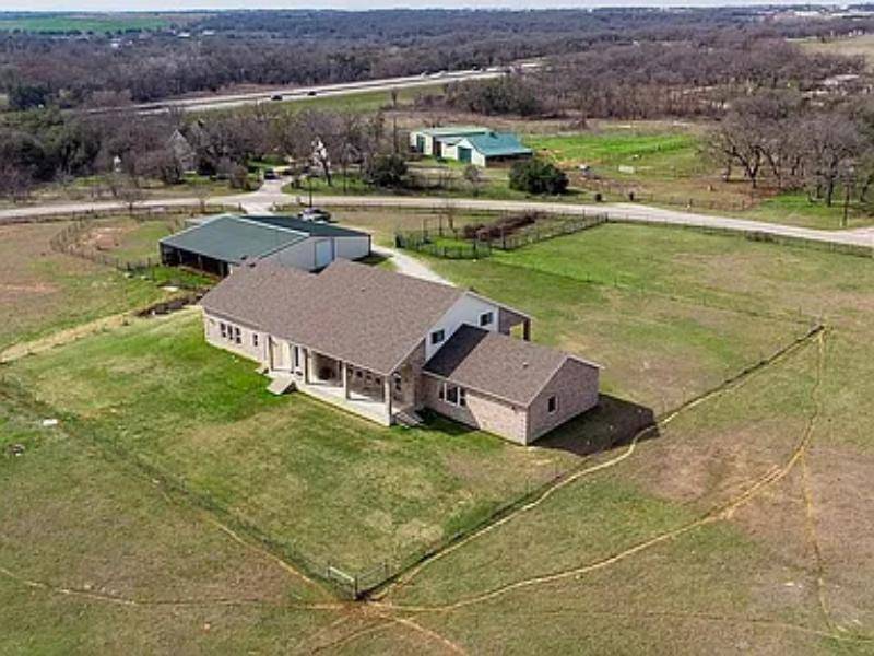 231 Sanchez Creek Drive, Weatherford, TX 76088