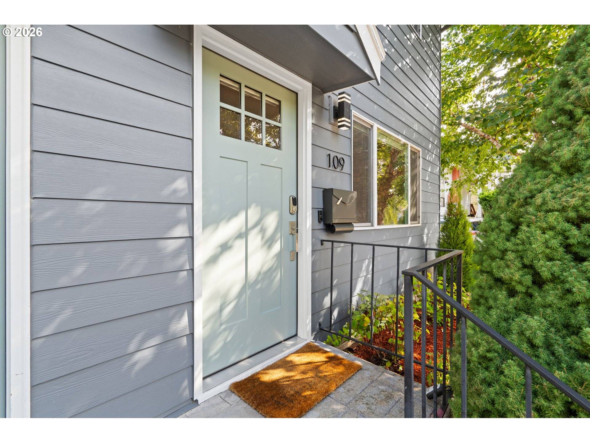109 NE SHAVER ST ##2, Portland, OR 97212
