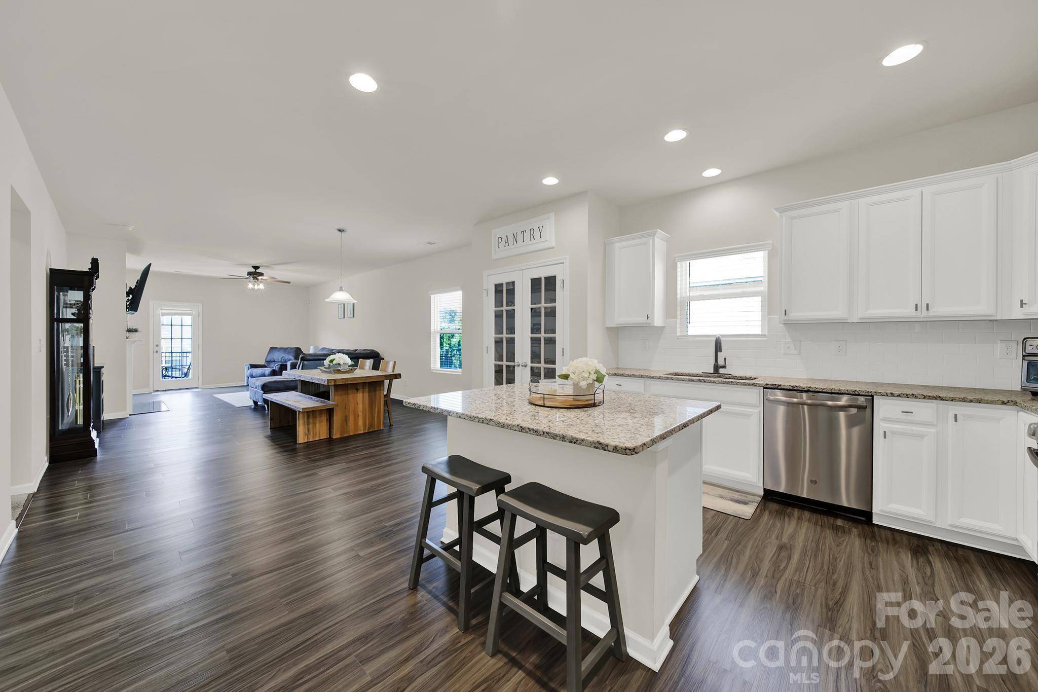 191 Willow Valley DR, Mooresville, NC 28115