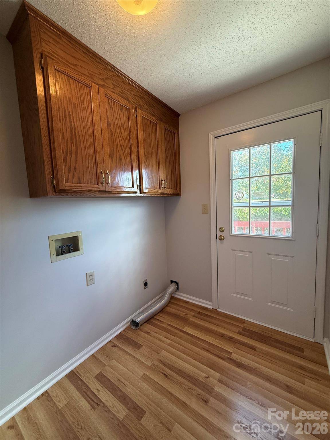 869 Crystal Springs DR, Lincolnton, NC 28092