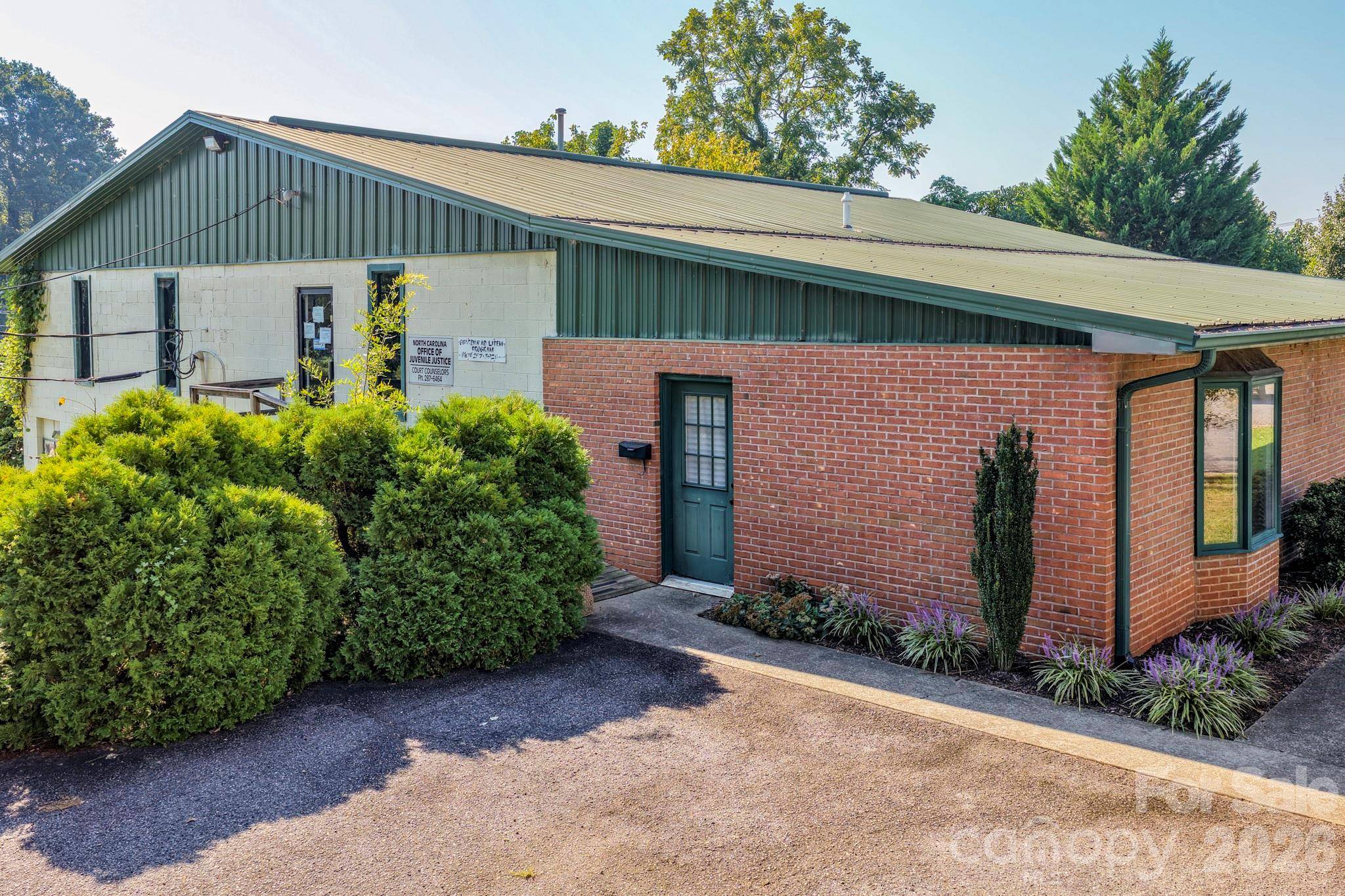 126 N Toms ST, Rutherfordton, NC 28139