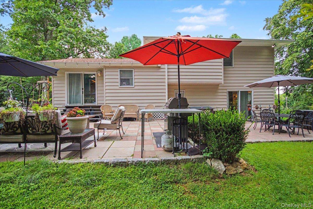 45 Hemlock Trail CT, Carmel, NY 10512