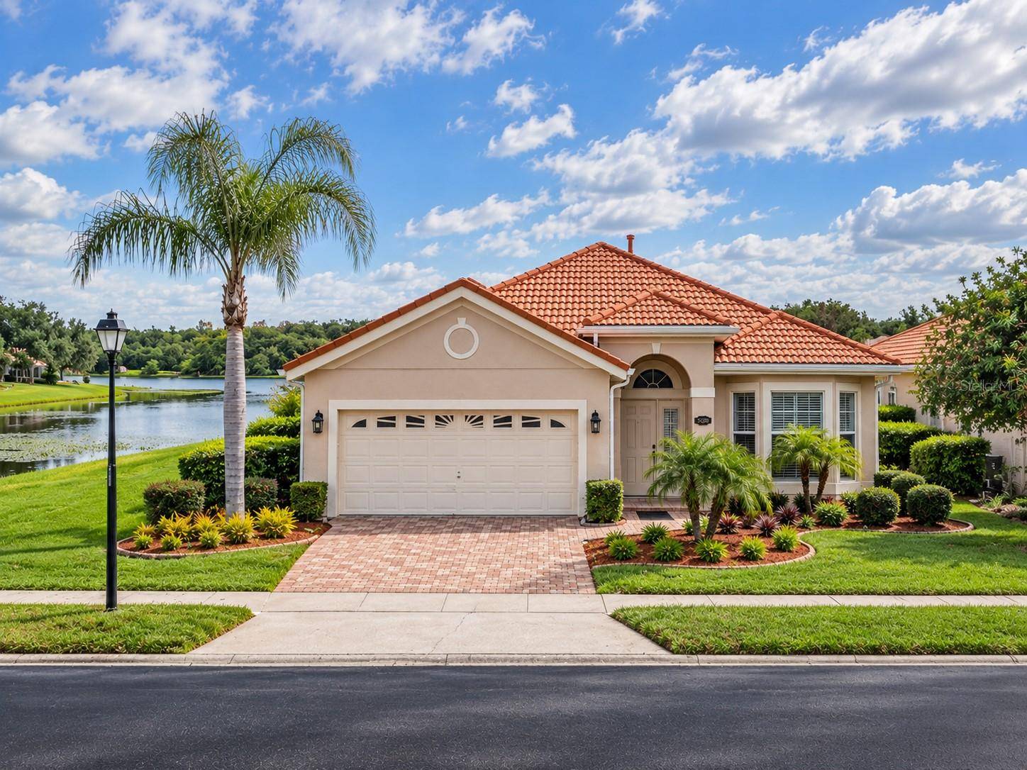 5200 WATERVISTA DR, Orlando, FL 32821