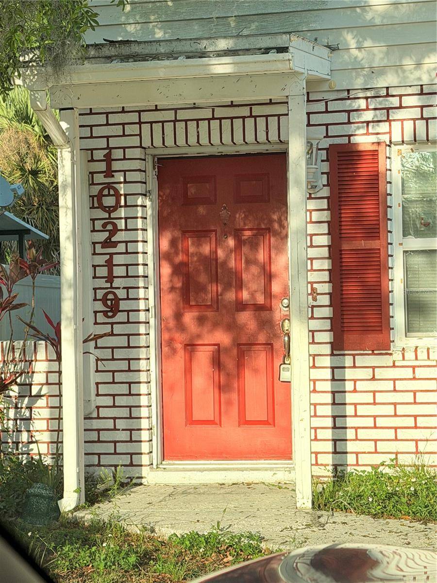 10219 N NINEVAH RD, Tampa, FL 33617