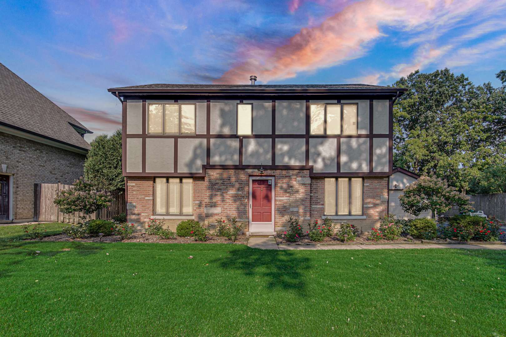 23327 N Wildwood LN, Deerfield, IL 60015