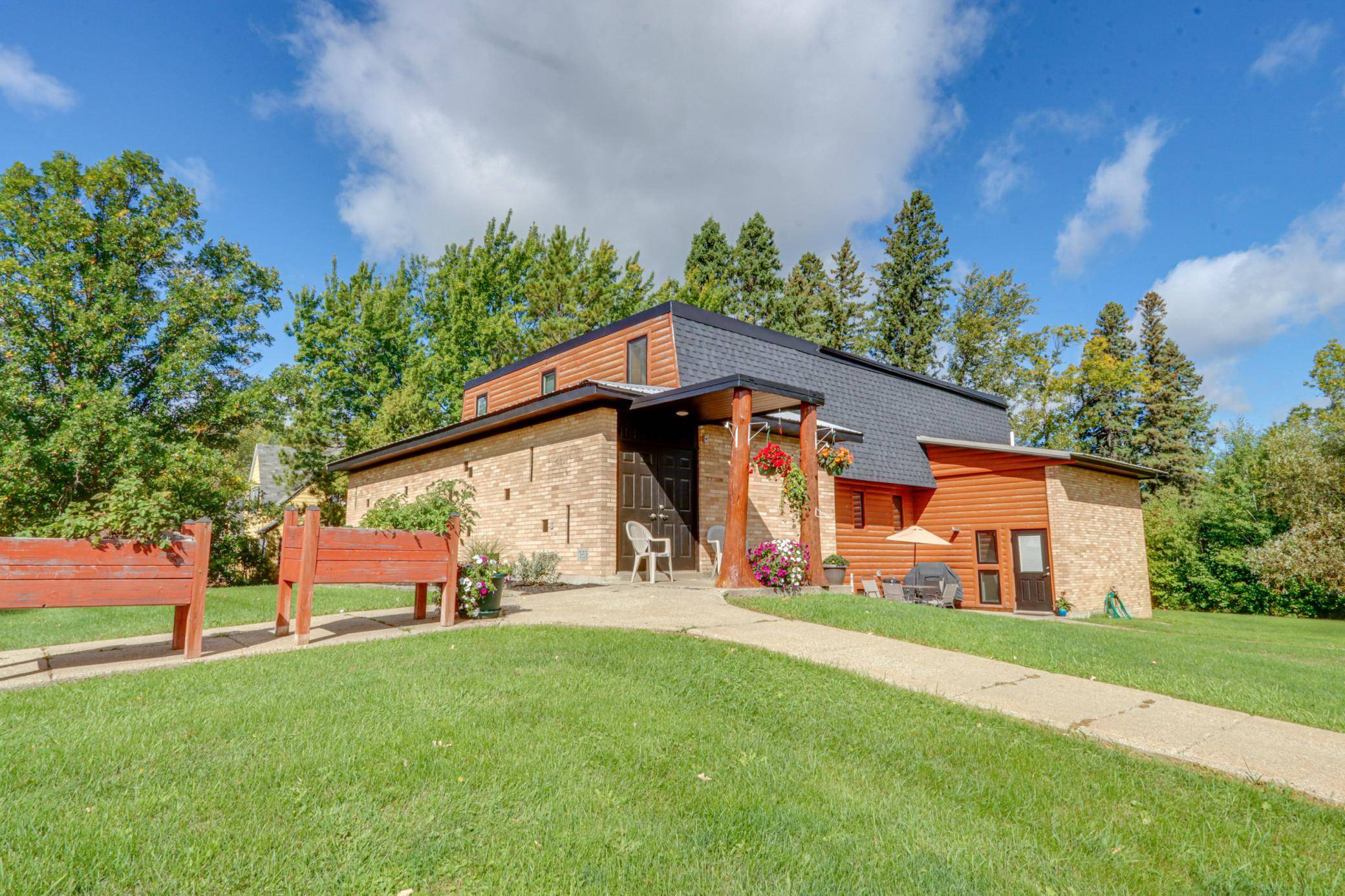 200 NE Hwy 1, Effie, MN 56639