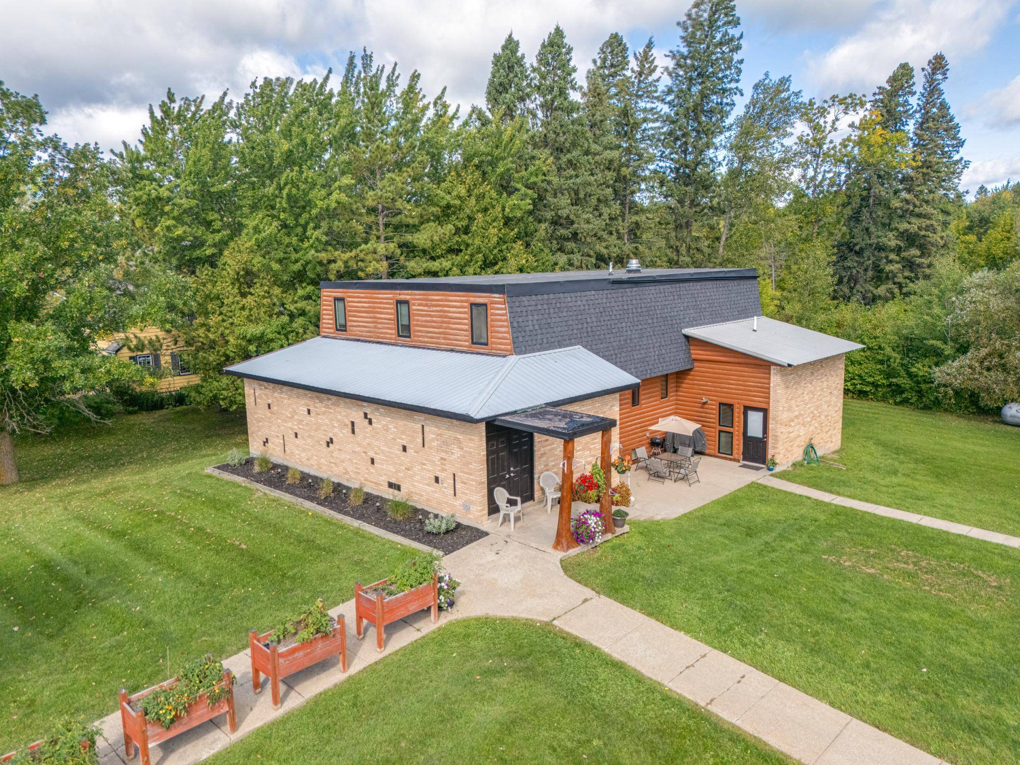 200 NE Hwy 1, Effie, MN 56639