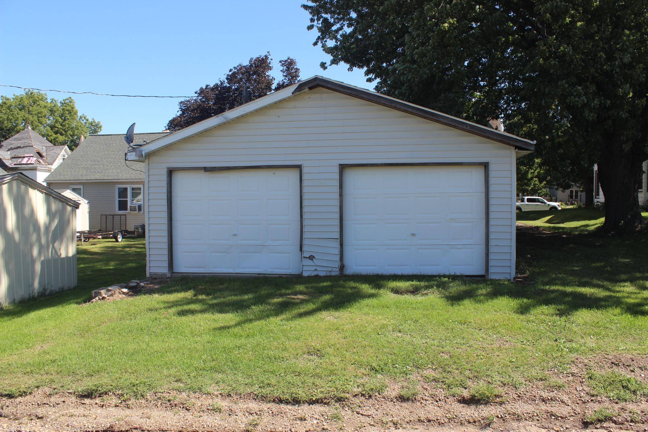 307 Hulseman ST, Welcome, MN 56181
