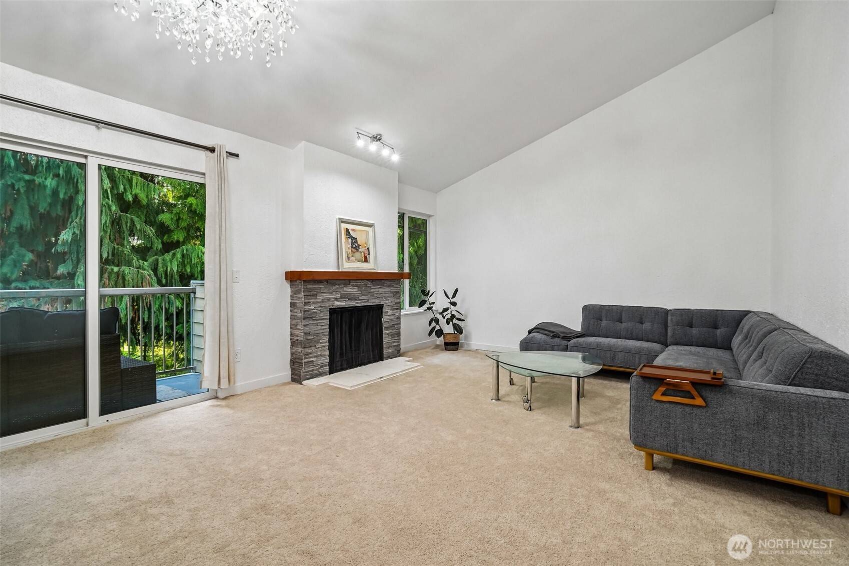 14401 SE Petrovitsky RD #D205, Renton, WA 98058