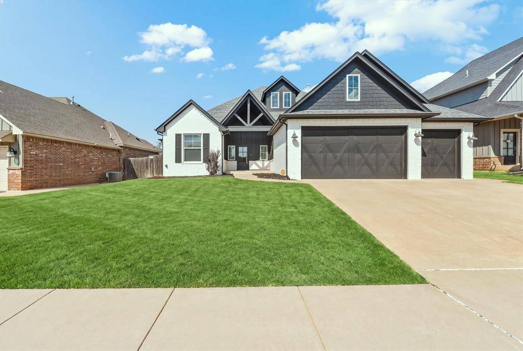 10820 Wild Horse Creek DR, Yukon, OK 73099