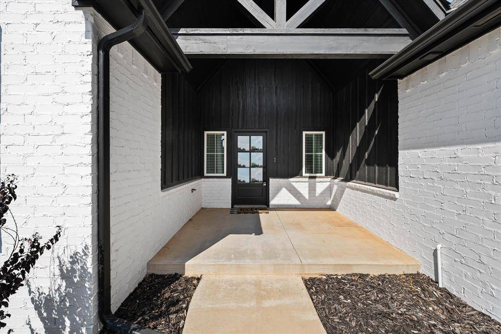 10820 Wild Horse Creek DR, Yukon, OK 73099