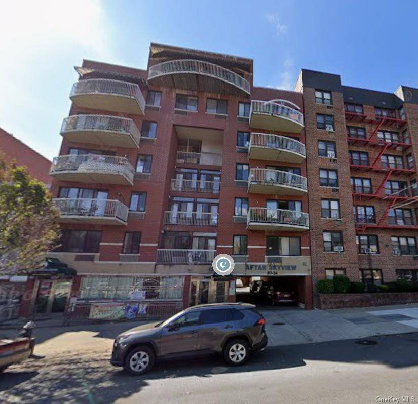 87-26 175th ST #6C, Jamaica, NY 11432