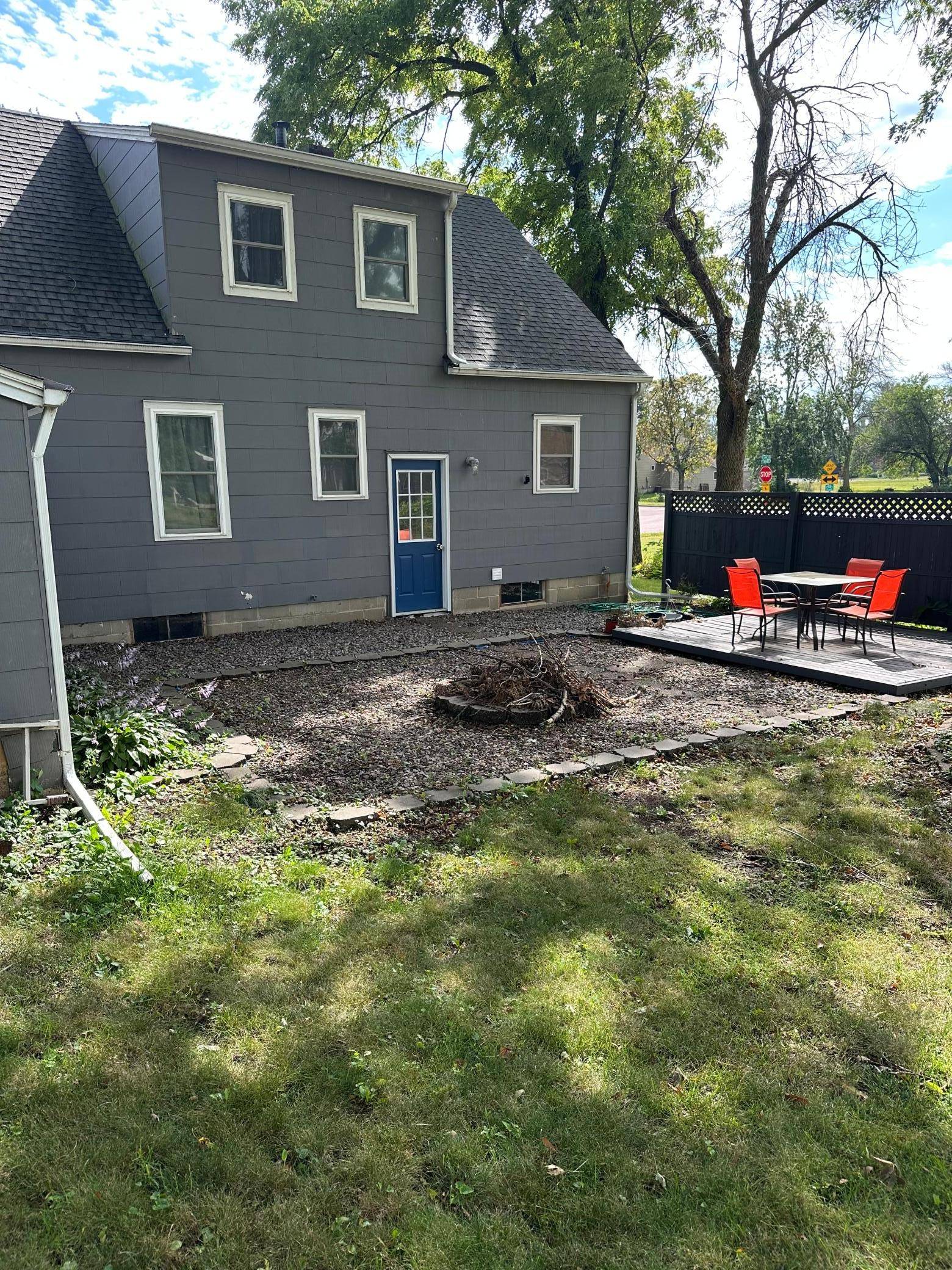 423 10th ST S, Mountain Lake, MN 56159