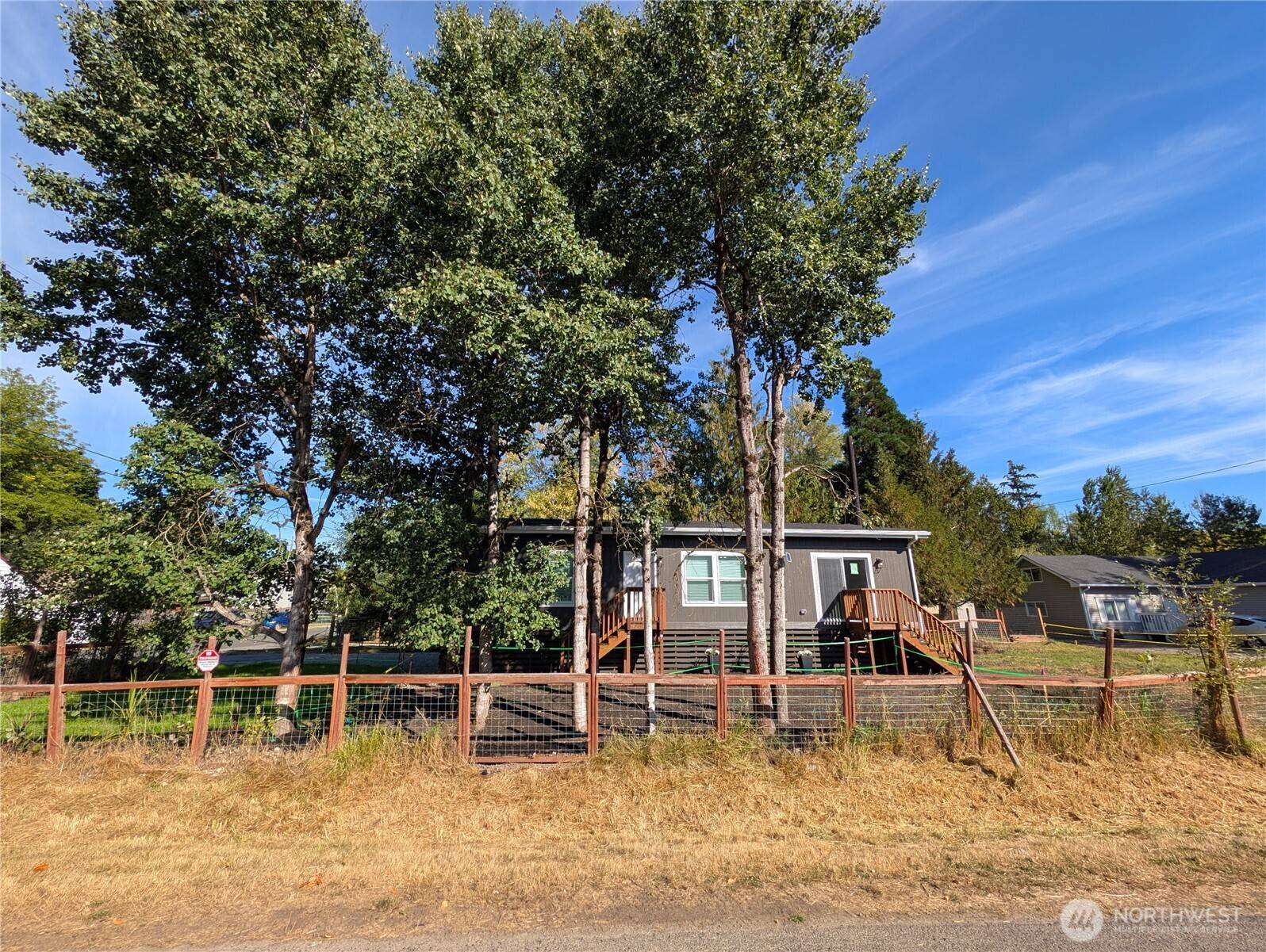 902 97th ST E, Tacoma, WA 98445