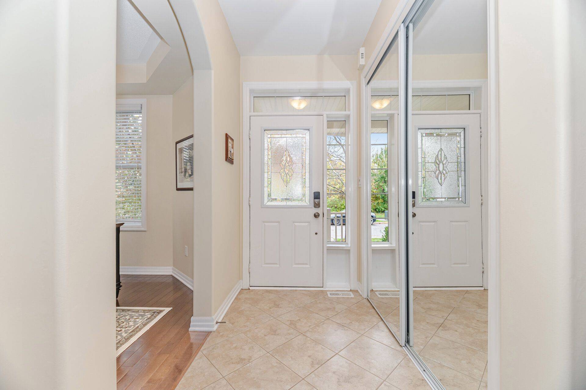 444 Coombs CT, Milton, ON L9T 7N5