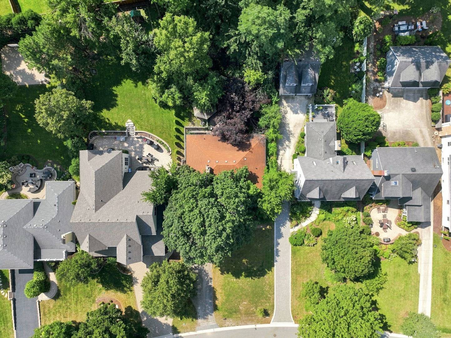 115 Ann ST, Clarendon Hills, IL 60514