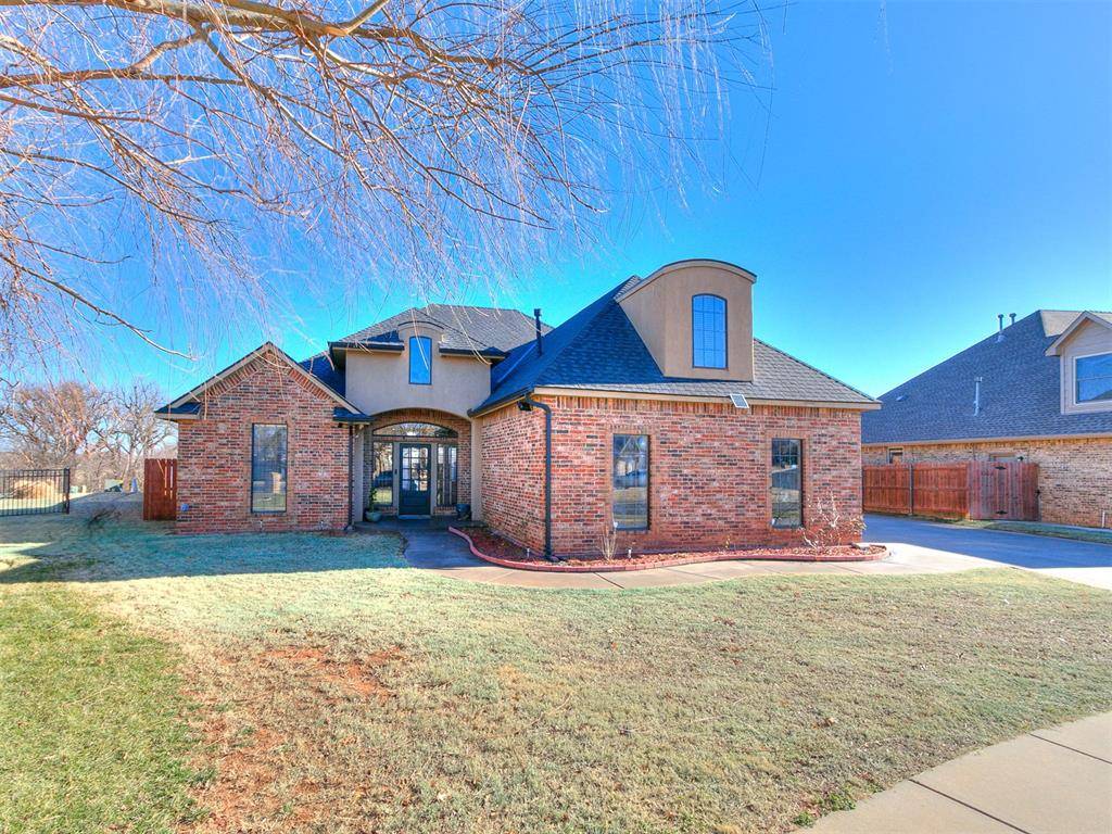 16400 Winding Park DR, Edmond, OK 73013